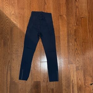 Lululemon Athletica Fast and Free Reflective leggings in Navy size 2